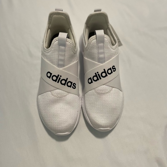 Brand New Adidas Running Course A Pied Size 8.5 US - Picture 1 of 5